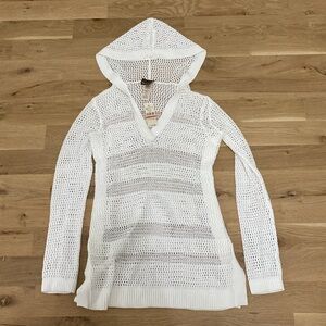 ☀️TOMMY BAHAMA beach coverup☀️